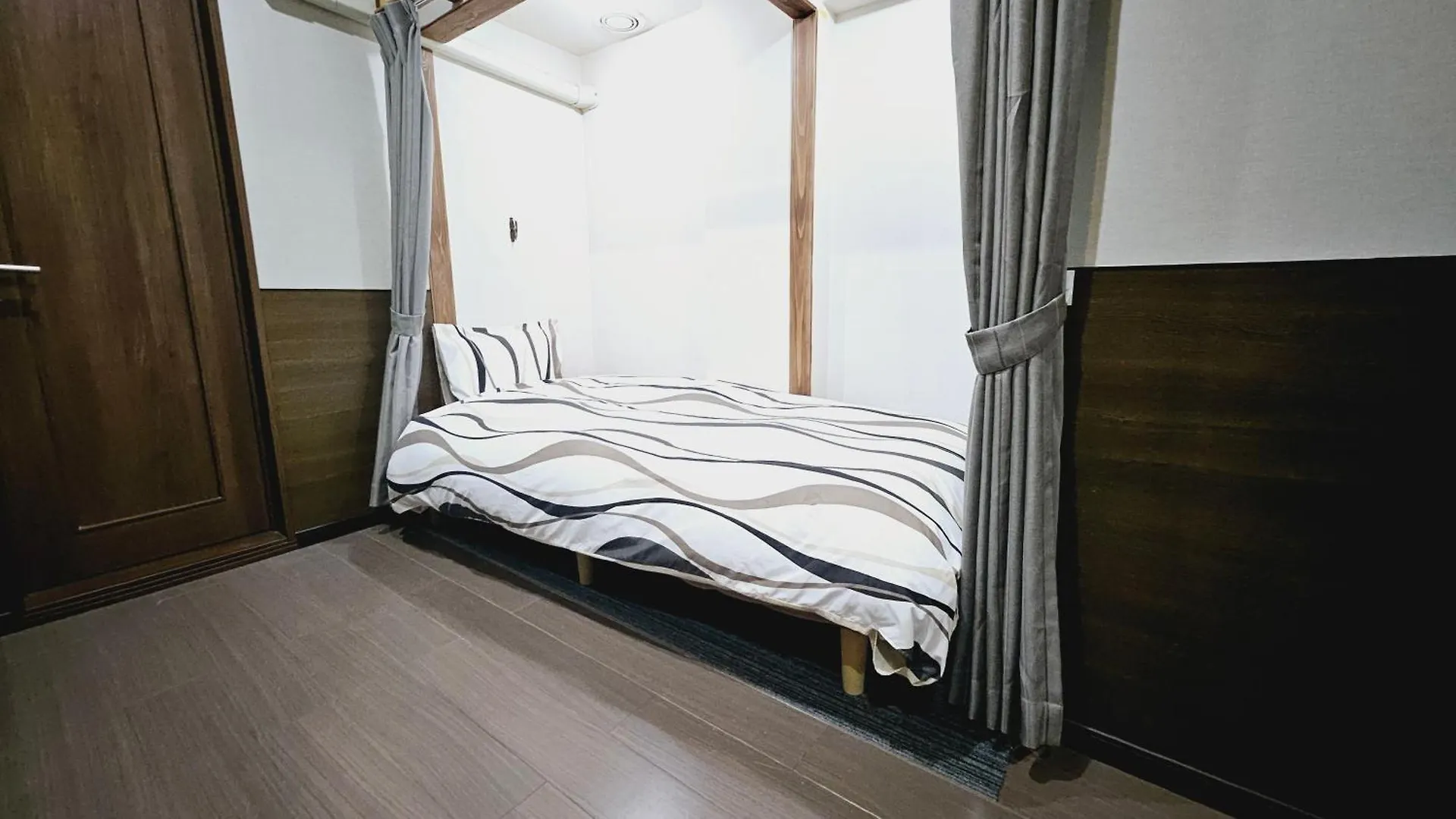 Apartment Royce Hanazono Kyoto Japan
